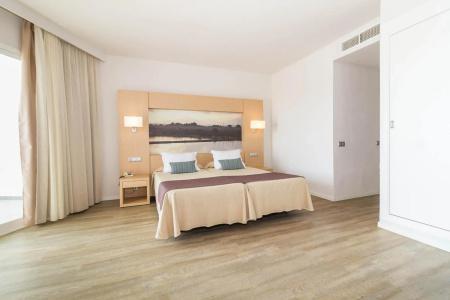 Eix Lagotel Holiday Resort - 11