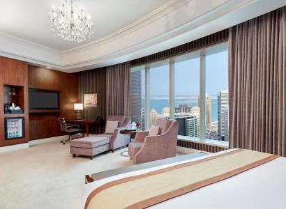 Crowne Plaza West Bay, An Ihg - 56