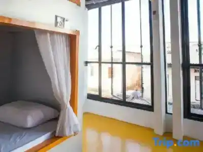 The Port Hostel - 32