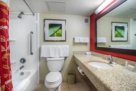 Courtyard by Marriott - 7