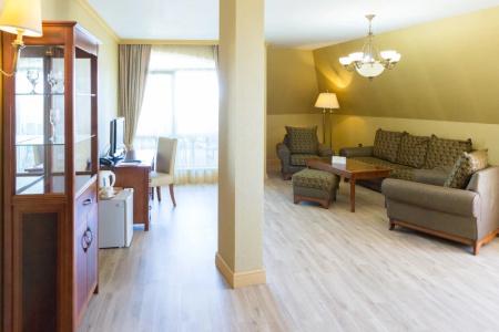 Romance & Family Suites - 41