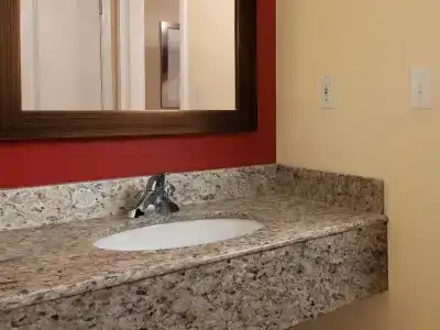 Courtyard by Marriott Dallas in Legacy Park - 28