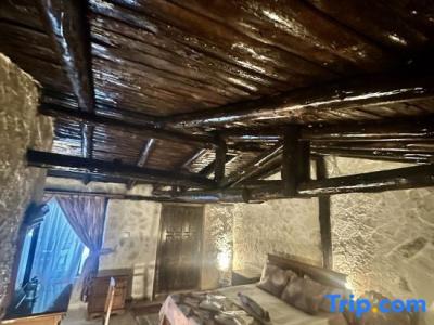 Heritage Cave Inn - 173
