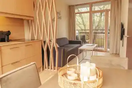 Amberton Green Palanga - 6