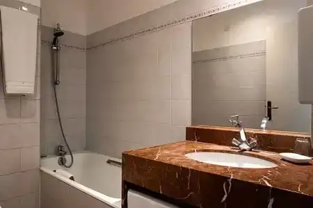 Best Western L'Orangerie - 107