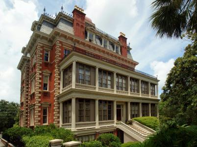 Wentworth Mansion - 12