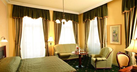 Humboldt Park & Spa - 4
