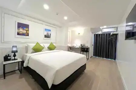 Travelier Hostel - 12