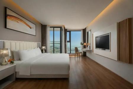 Phat Linh Halong - 104