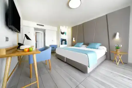 Aqua Suites - 5