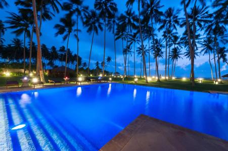 Reef Villa and Spa - 16