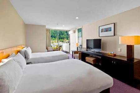 Scenic Suites - 100