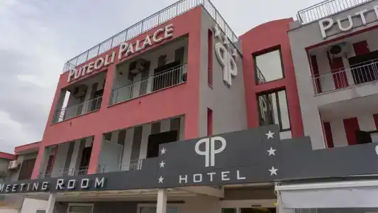Puteoli Palace - 0