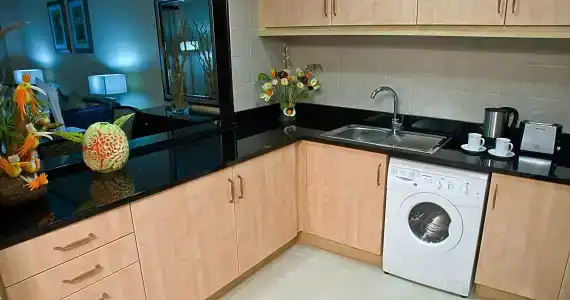 Chelsea Gardens Apartment - 13