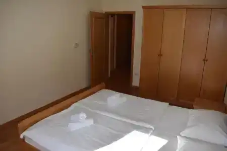 ApartSnjezna Kraljica - 65