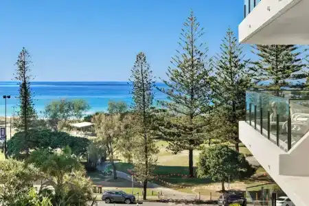 Ultiqa Beach Haven On Broadbeach - 340