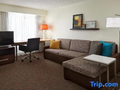 Residence Inn by Marriott Airport - 61