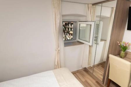 Kastel 1700 Boutique - 131