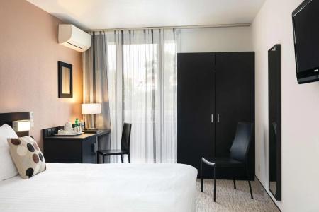 Best Western Mediterranee Menton - 46