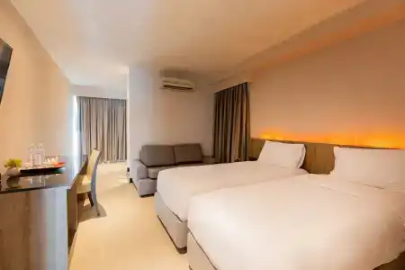 Pietra Bangkok - 27