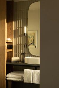Holiday Inn Paris Notre Dame, An Ihg - 41