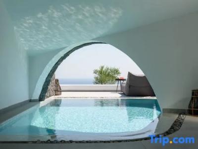 Este Luxury Suites - 35