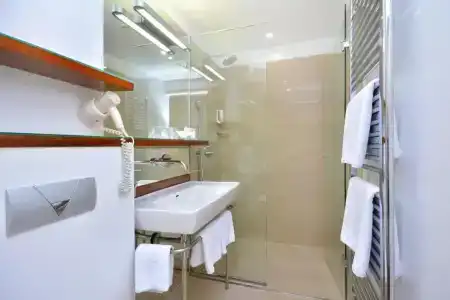 Jupiter Luxury - 44
