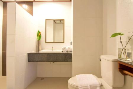 Rose Bay Resort - 30