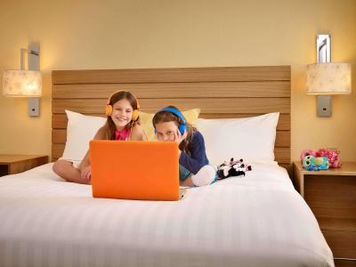 Sonesta ES Suites Orlando International Drive - 37