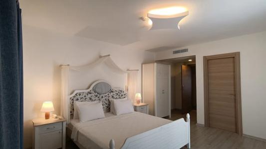 Mavi Konak Alaçatı - 34