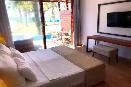 Risus Beach Resort - 13