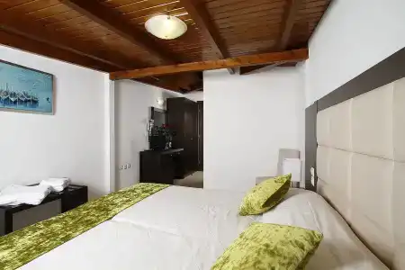 Nirikos - 1