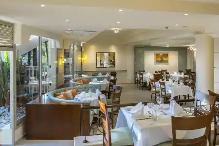 Aquamare Beach & Spa - 11