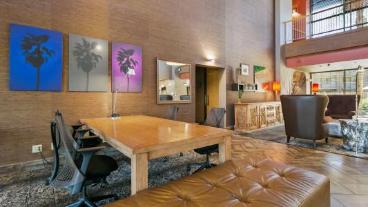 Best Western Plus Thunderbird Suites - 0