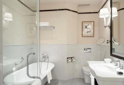 Raffles Le Royal - 62