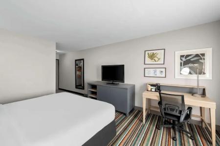 Country Inn & Suites by Radisson, West, KS - 52
