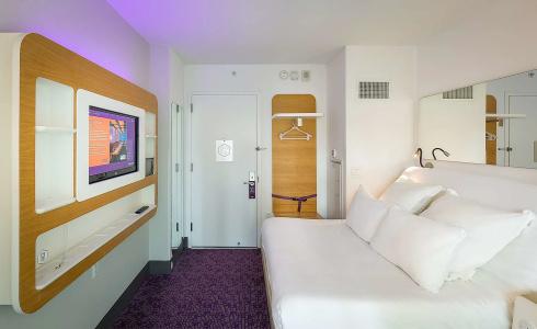 Yotel New York Times Square - 10