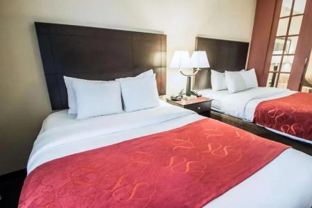 Comfort Suites Orlando Airport - 64