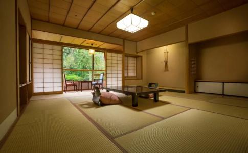 Yamanakaonsen Ohanami Kyubei - 16