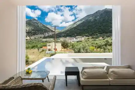 T Premium Suites - 35