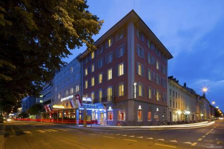 Wartmann am Bahnhof - 40