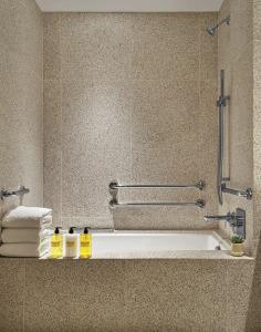 Thompson Hollywood - 68