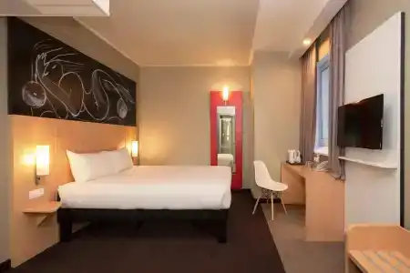 Ibis Киев Вокзал - 42