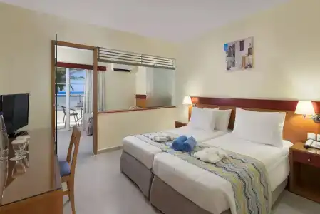 Avra Beach Resort - 45
