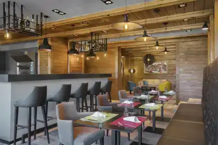 Four Points by Sheraton Kolasin - 25