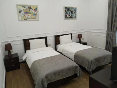 Boutique Living - 115