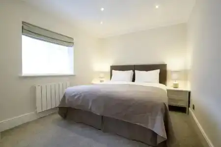 Queensgate Court - 289