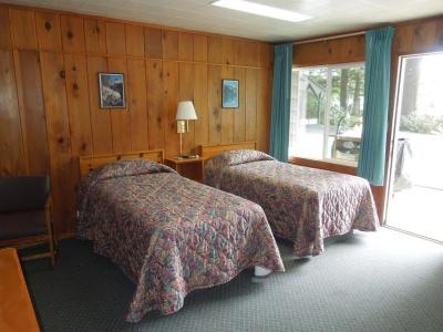 Park and Cabins - 5