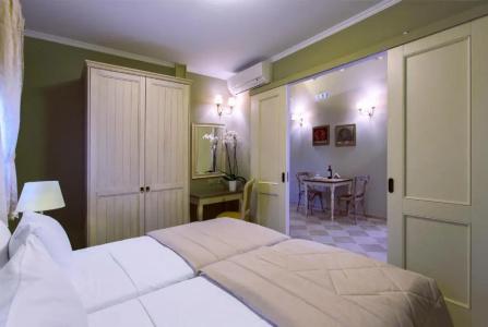 Ionia Suites - 118