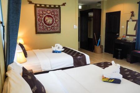 Lanta Castaway Beach Resort - 91